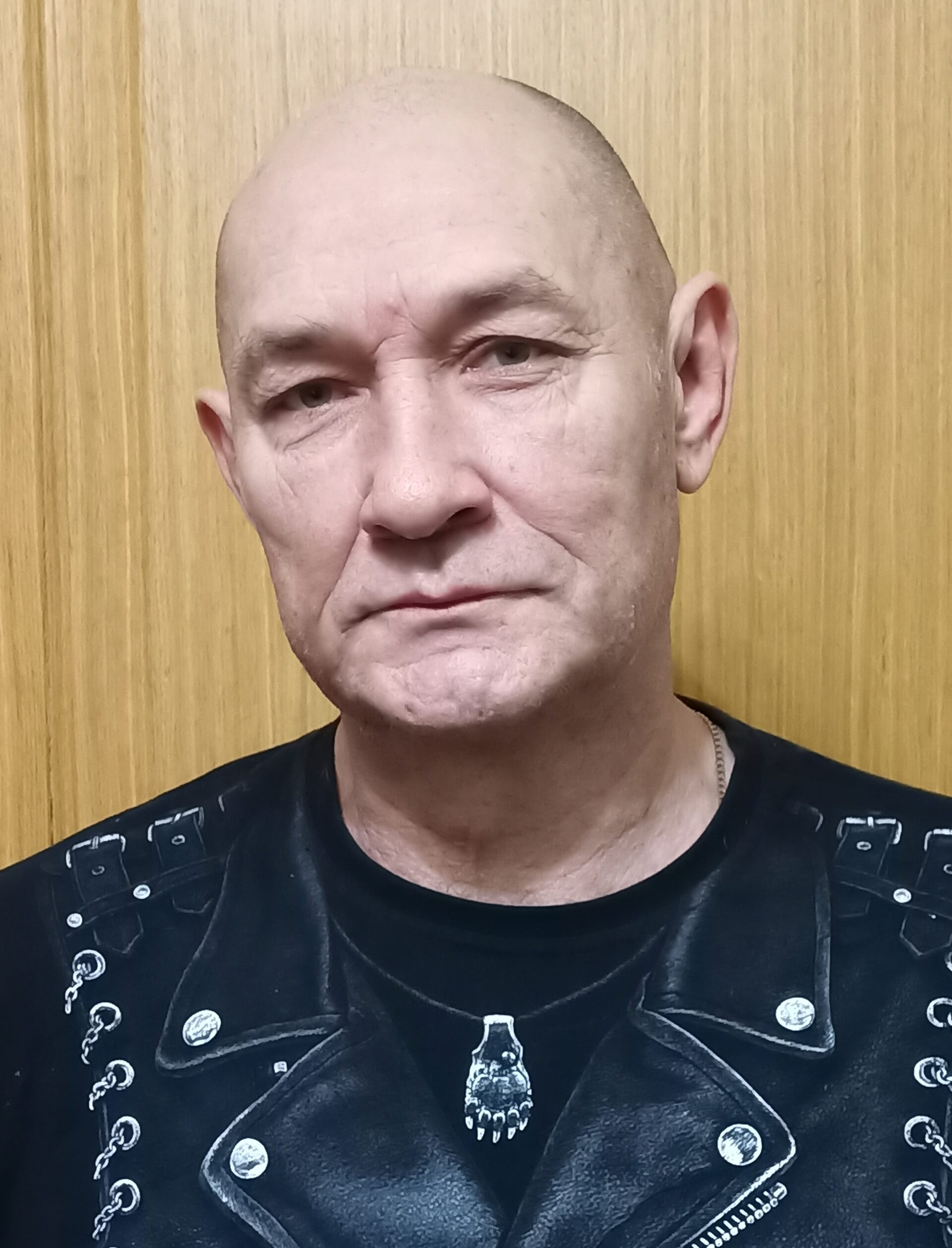 ДЕНИСОВ ВЛАДИМИР